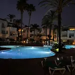 Evans Realty Bv A Pie De Playa & Piscina & Terraza *